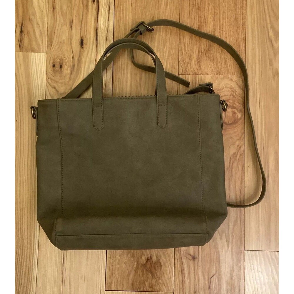 Universal Thread  Faux Leather Crossbody Bag Purse Olive Green EUC